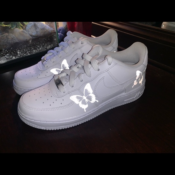 reflective butterfly af1